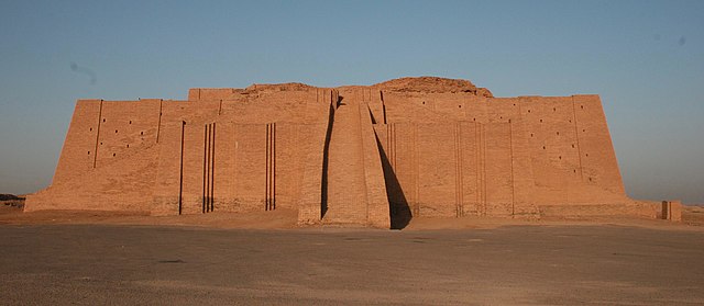 https://commons.wikimedia.org/wiki/File:Ziggarat_of_Ur_001.jpg